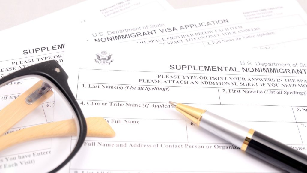 Nonimmigrant visa application